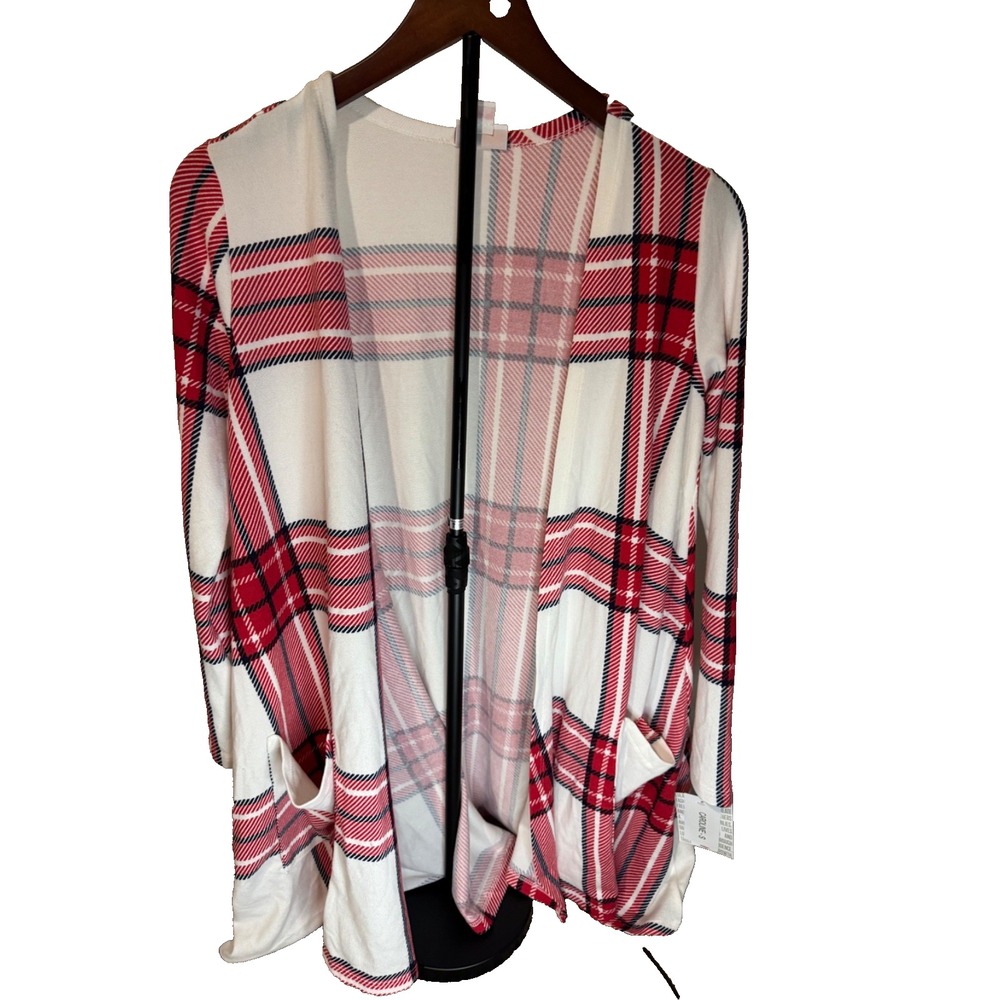 NWT Lularoe Caroline Sweater Small White, Red & Black Plaid Christmas‎ **Rare**